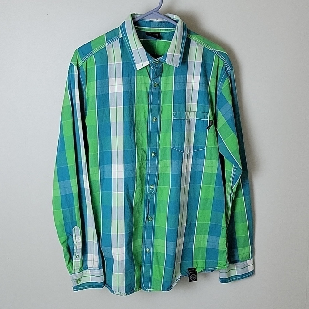 ELBRUS men's green blue, white plaid outdoor shirt.  100% cotton.  Size Large.